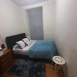 Quarto Barato E Simples Centro Lisboa